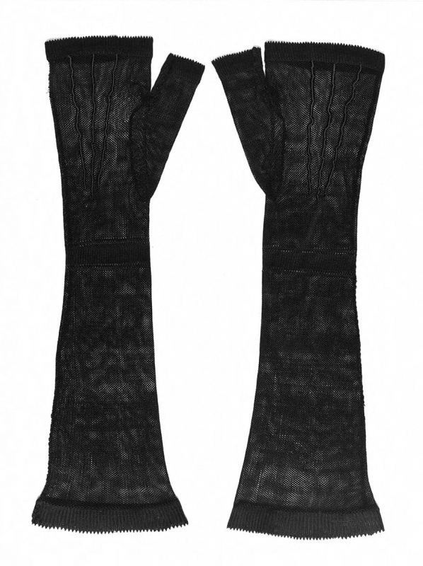 Mitaines longues de Léopoldine Hugo, tricot de soie noire, trois filets brodés au point de bourdon, vers 1843
